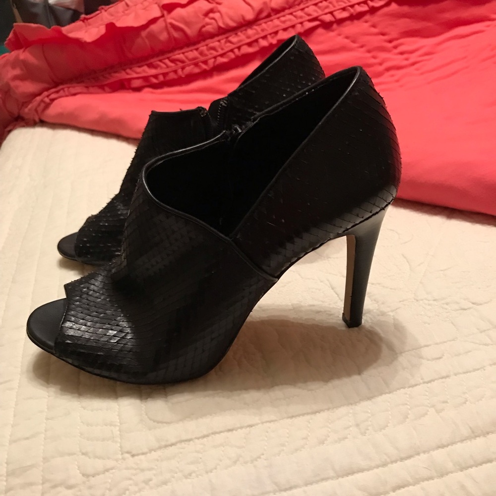 Black heels